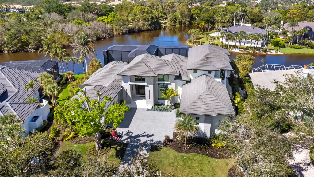 27350 Oak Knoll Dr 27350 Oak Knoll Dr - Custom Built Home in Bonita Bay