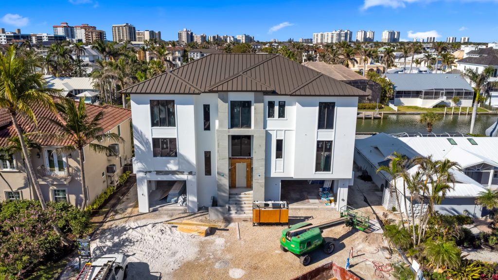 #35 233 Bay View