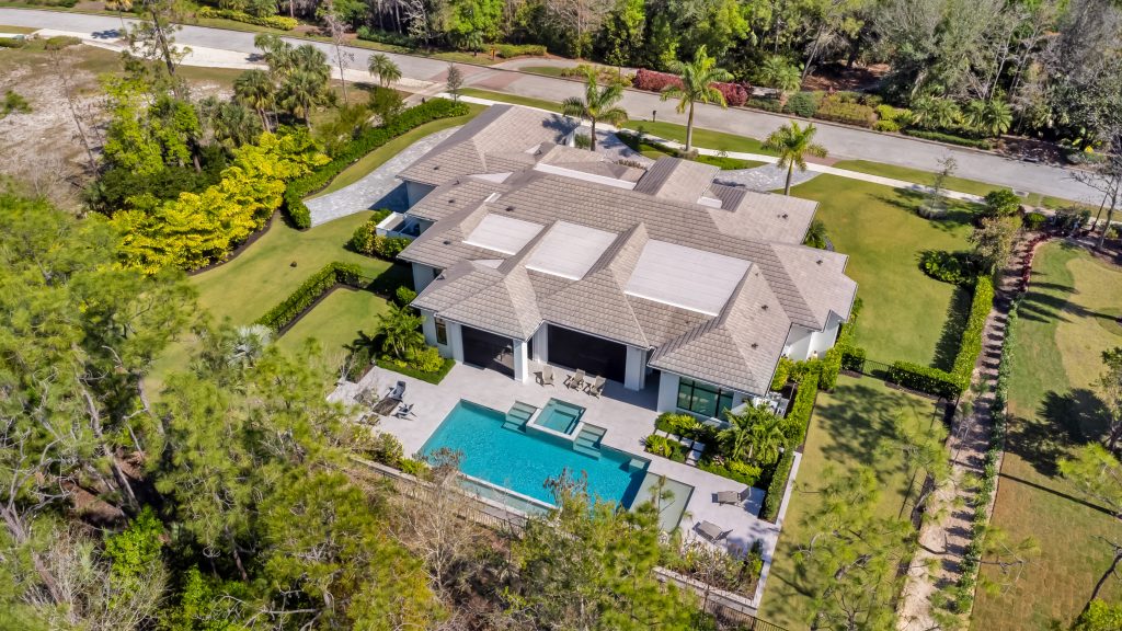 #4 6659 Edgecumbe Dr